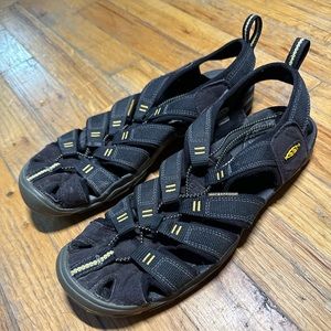 Keen Women’s Water Shoes Size 10